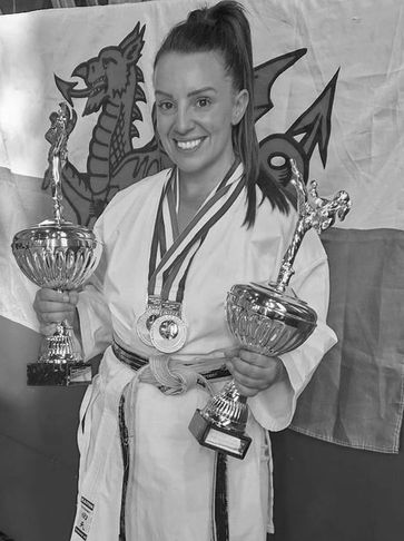 Sensei Lauren Raggett - Instructor at Newport Shotokan Karate Club