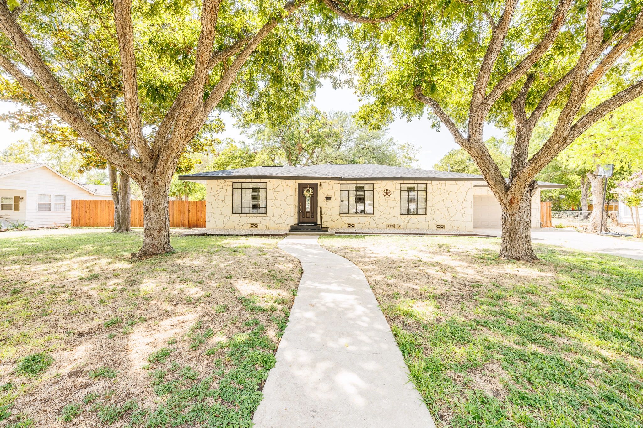 Marek Real Estate LLC