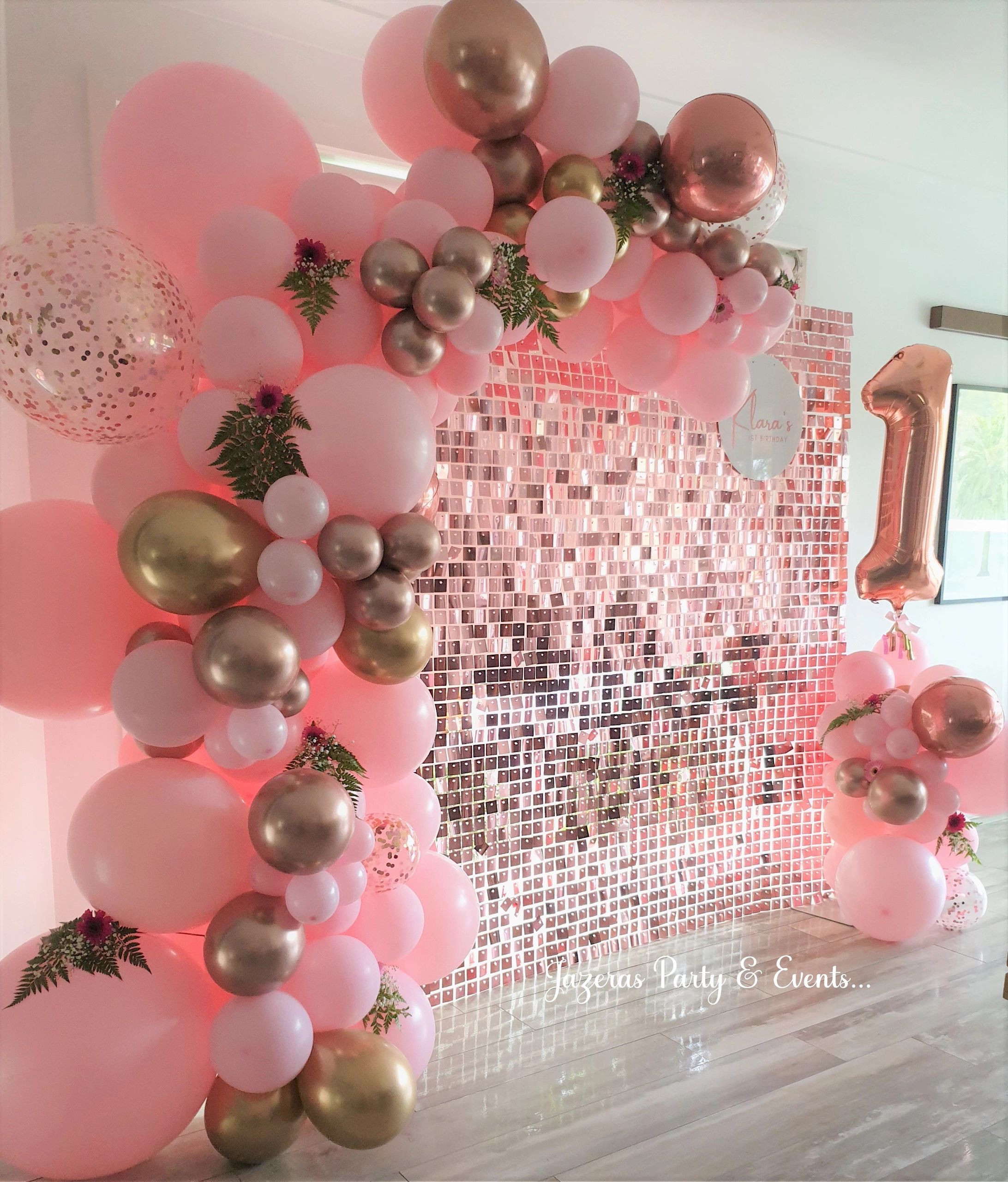 Pink Shimmer wall - approx 2m x 2m
$300 to HIRE on its own
$550 to HIRE including Balloon Garland ar