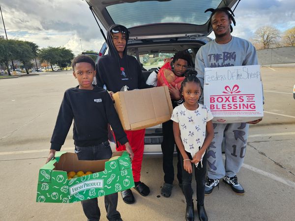 Jeray M., a single father in Dallas, TX with 4 of his 6 children.