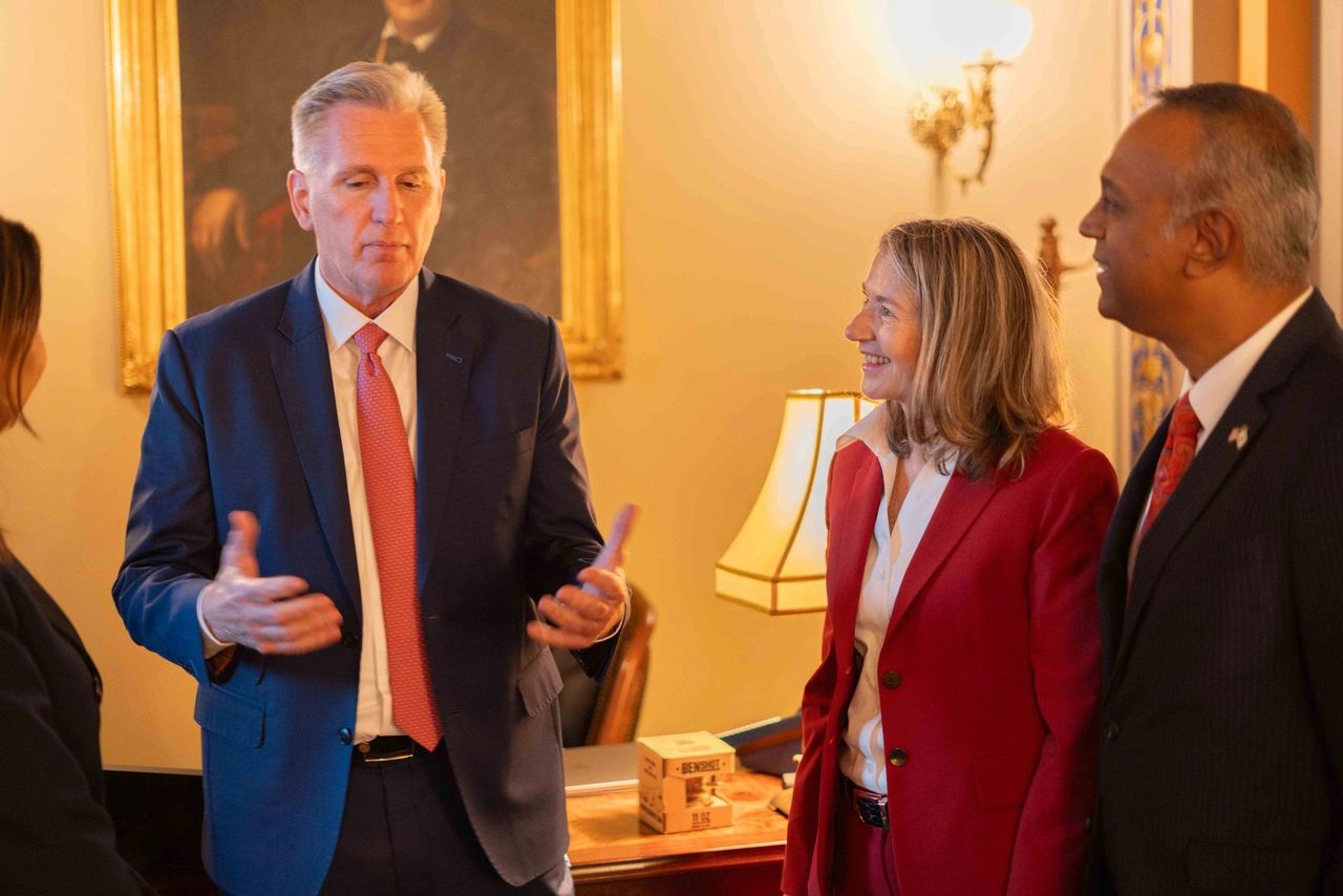 Kevin McCarthy, Speaker of the House with Natasha Srdoc and Joel Anand Samy. 