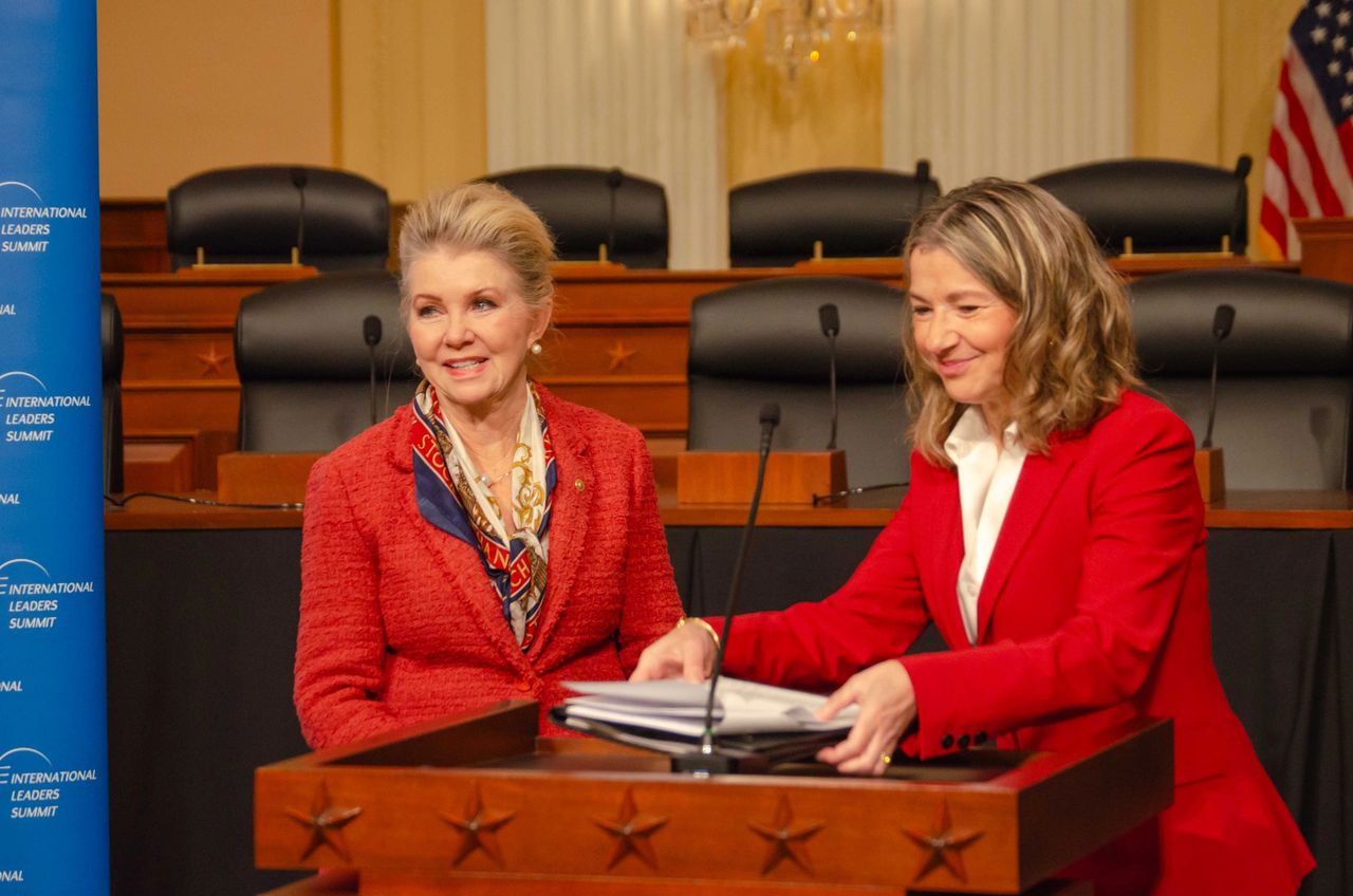 Capitol Hill, Washington, DC | Natasha Srdoc welcomes U.S. Senator Marsha Blackburn to the International Leaders Summit's event.