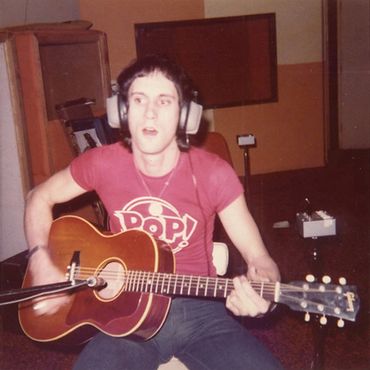 Roger Prescott at Studio Sound, working on The Pop's 1st LP.