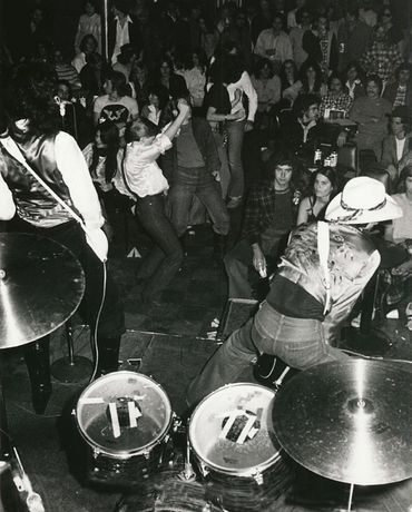 The Pop, Live at The Whisky, a rare photo of the Hollywood Scene in 1977.