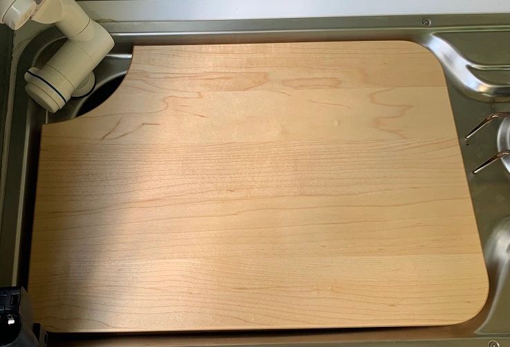 Custom Cutting Board / Sink Cover by Glessboards