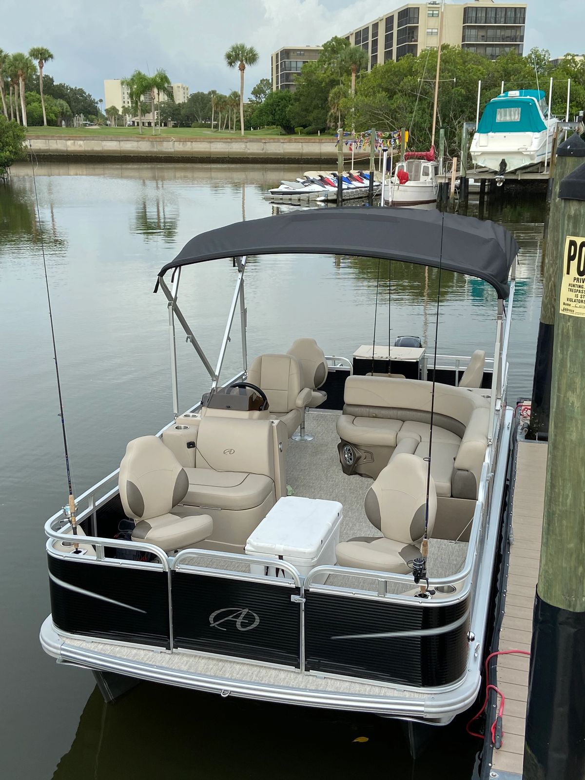 Pontoon boat day on Tampa Bay