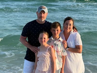 picture of man and family