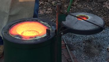 Crucible furnace