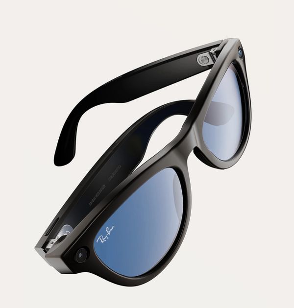 Ray Ban meta wayfarer sunglasses, matte black classic 