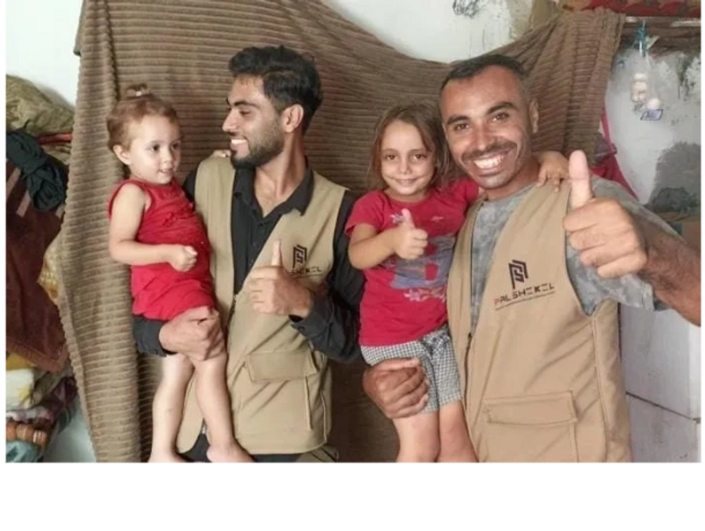 Helping feed children in Gaza