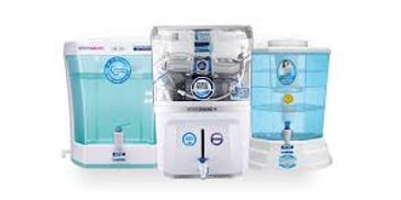 Three different models of water purifiers with blue water tanks.