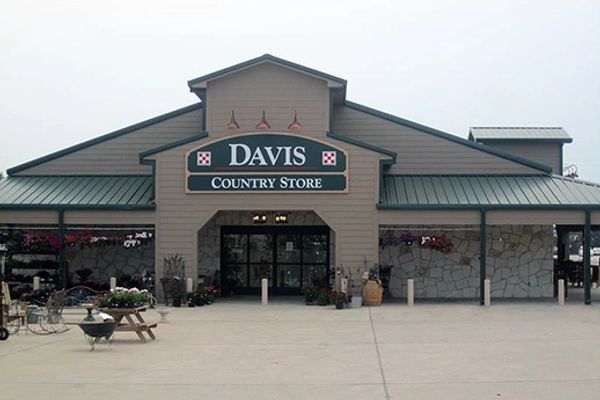 Davis Country store in Buffalo, Texas has boutique fashion, feed, and more.