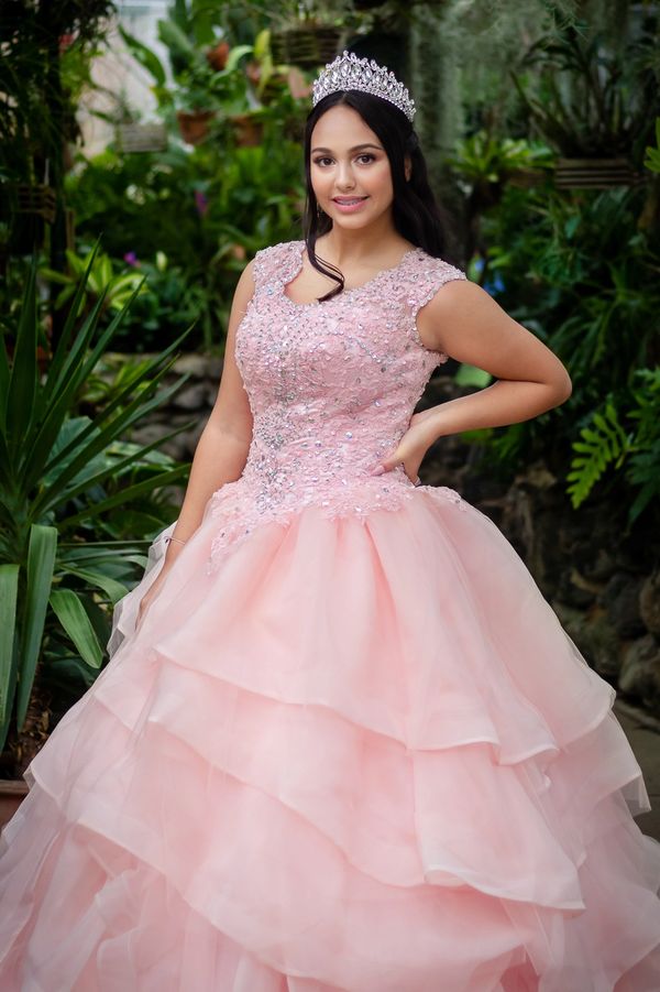 Quinceañera Photo Shoot at Miller Nature Preserve
