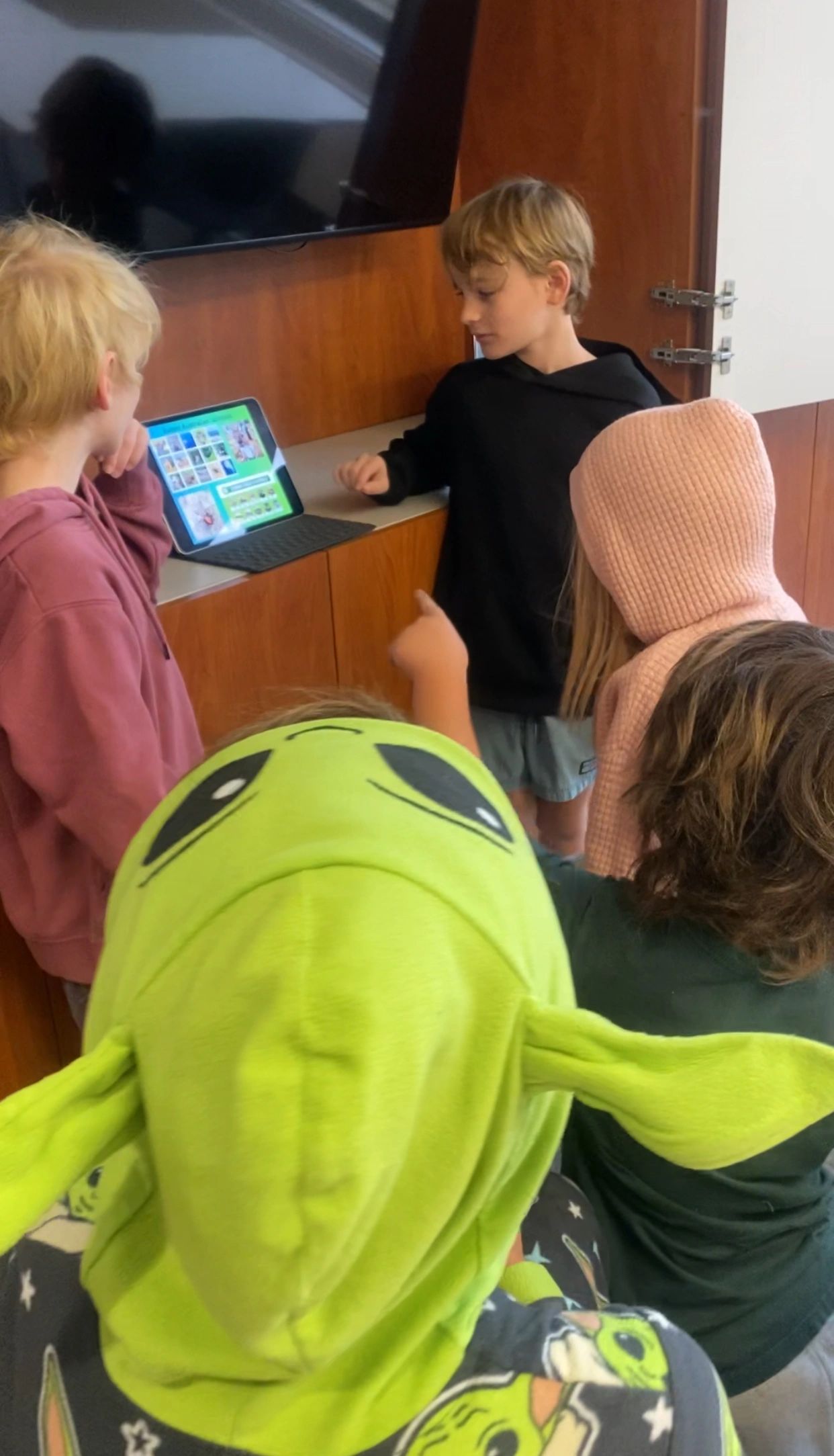 Spanish Yoga, National Parks, Art History and more...