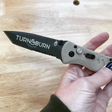 Custom knife engraving