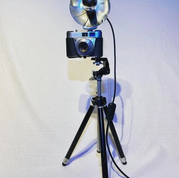 Custom-made camera lamp on tripod