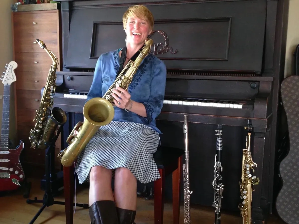 Discover the World of Music with Tobi Stone Music 
