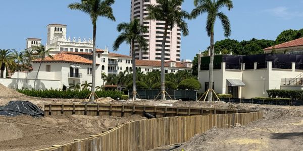 The Boca Raton timber retaining wall located in Boca Raton, FL