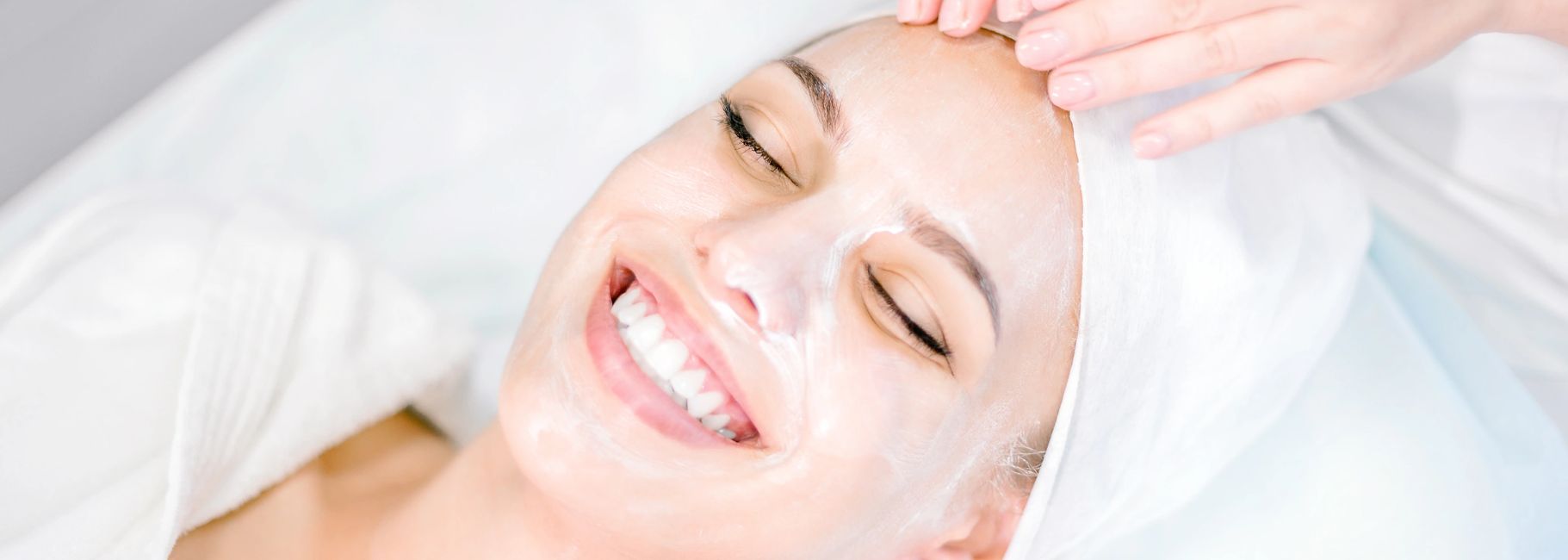 Facials FaceLine Aesthetics