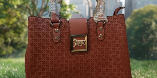 Basket Weave Design avail in burgandy, Caramel, Black, and taupe