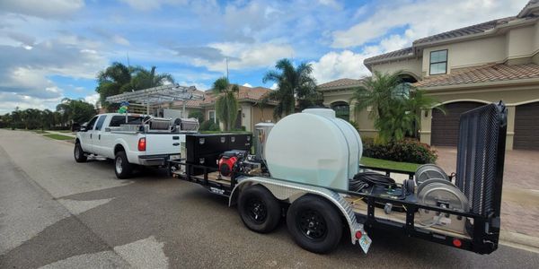 Naples Pressure Washing and Roof Cleaning Rig