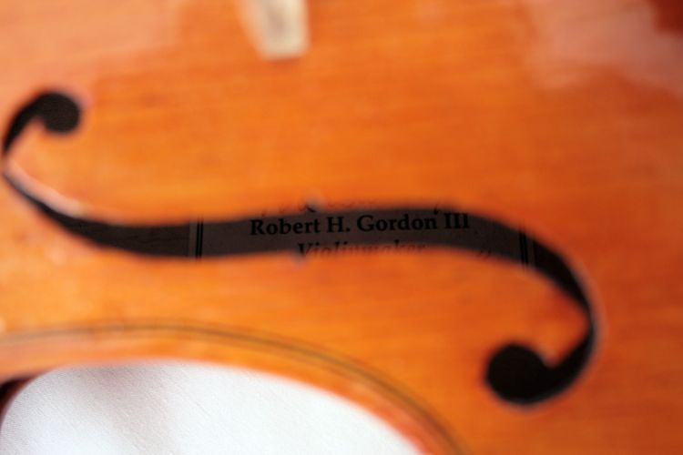The Gilchrest Violin made by Robert Gordon III Anno. 2009