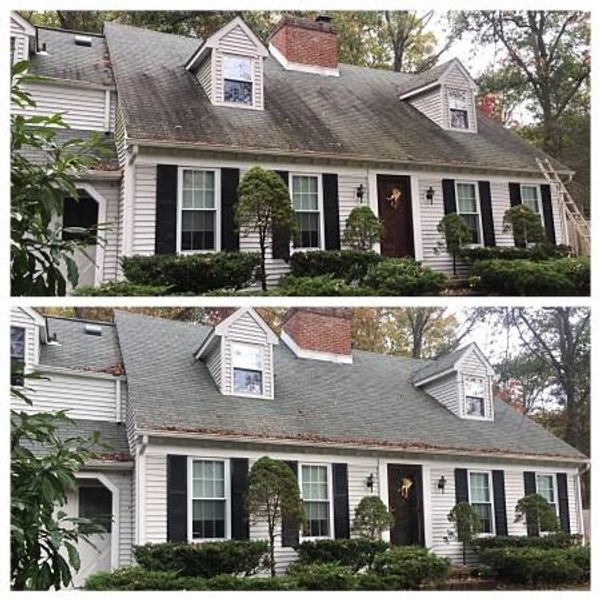 Vinyl house pressure wash and roof softwash in Voorhees, NJ