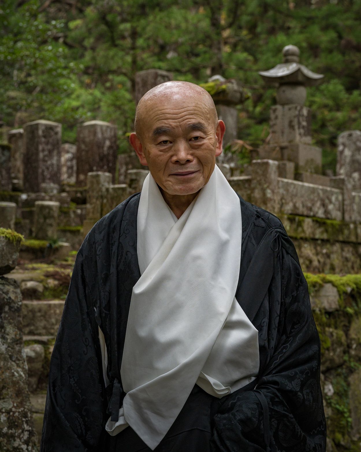 Shinto priest at the Okuno-in cemetery, Mount Koya, Honshu, Japan.