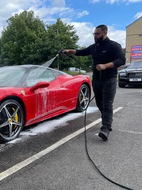 FERRARI 458 MOBILE VALETING MIDDLESBROUGH