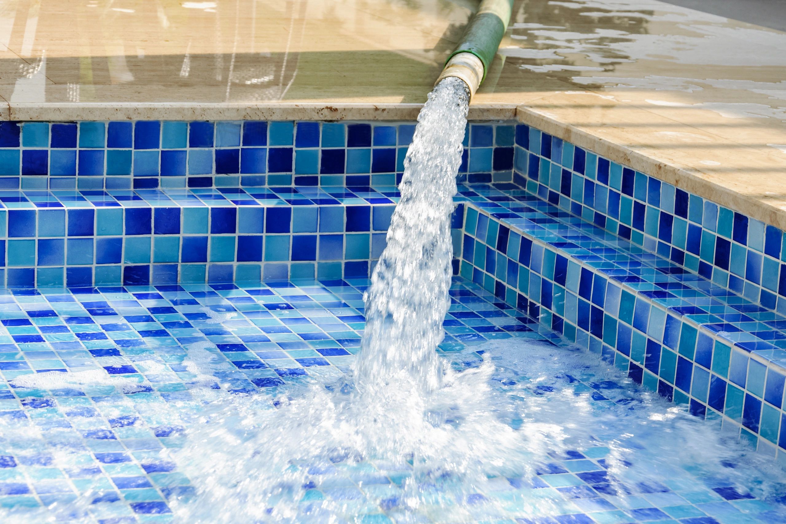 How many gallons is your pool losing per day? Evaporation vs. Water-Loss