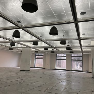 Bell Works Chicagoland Fitness Center
Bose ceiling speakers