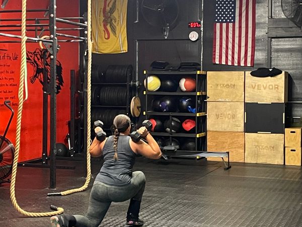 Female Athlete doing Crossfit at Alta CrossFit