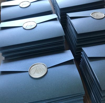 pocket invitations, pocket invitations with wax seals, blue pocket invitations