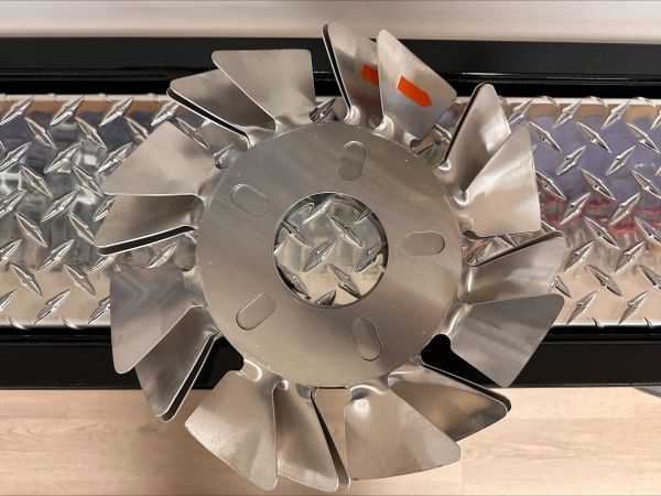 Ultra Brake Fans RIGHT SideAluminum 5on5 Wheel and Brake Fan