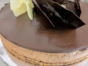 Contains WHEAT, MILK, EGG, SOY