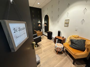 Salon Suites