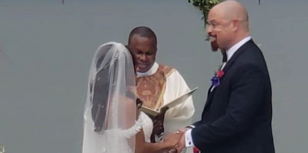 Spring wedding on the Chesapeake Bay 