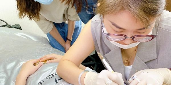 調色盤專業紋繡,霧眉,飄眉,隱形內眼線,一對一創業紋繡教學