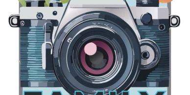 Illustration of a vintage camera with the word FAMILY.