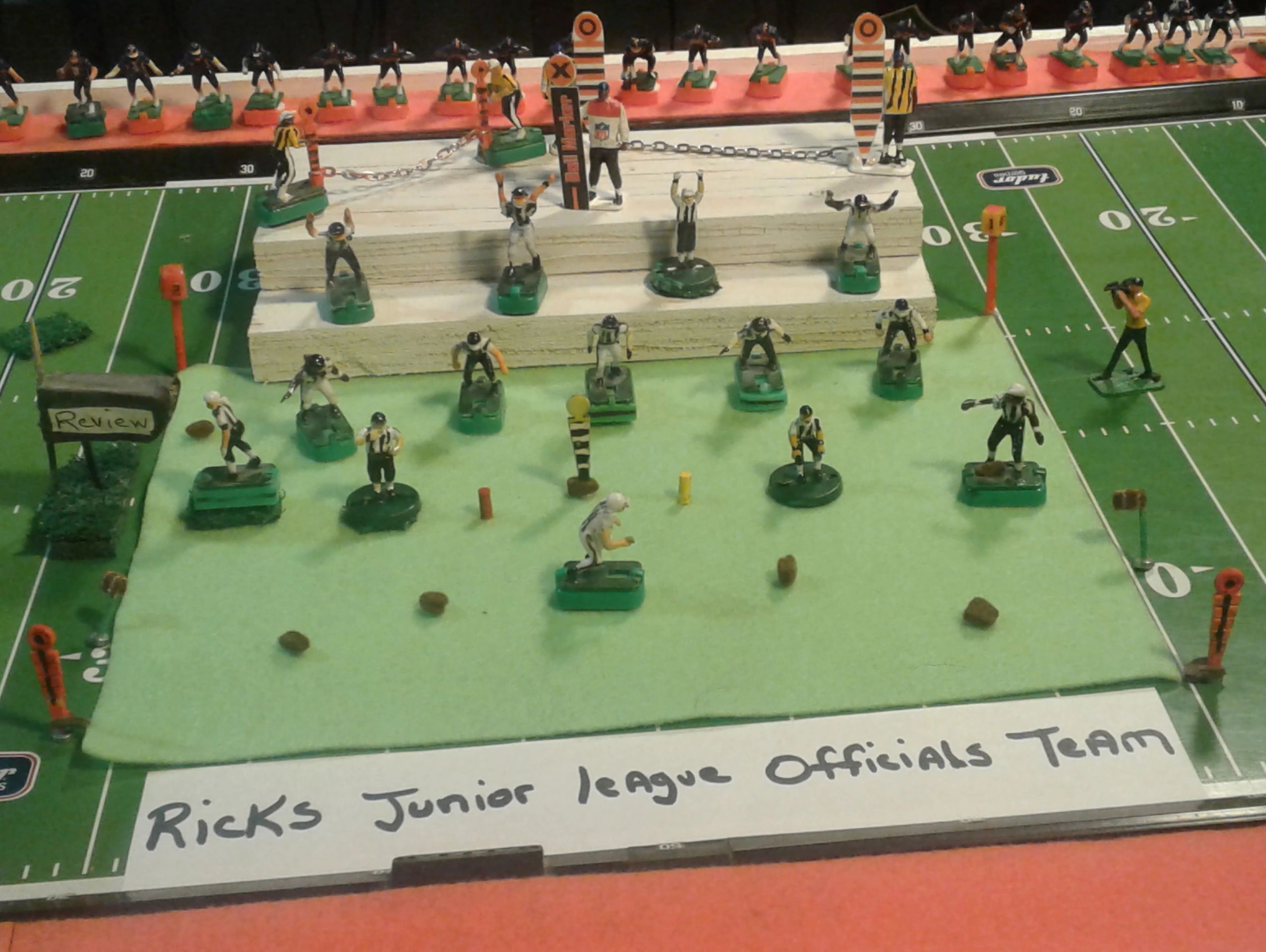 TnPEFL Wk2 games - Playing Solitaire - Electric Football Nation