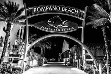 Pompano Pier Sign