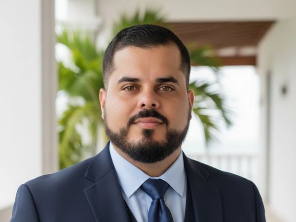 César J. Polanco A.