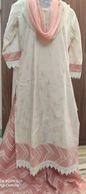 Jute flared bottom, with pure Chanderi top, shaded dupatta with lace, top/bottom lining
Fits upto 36