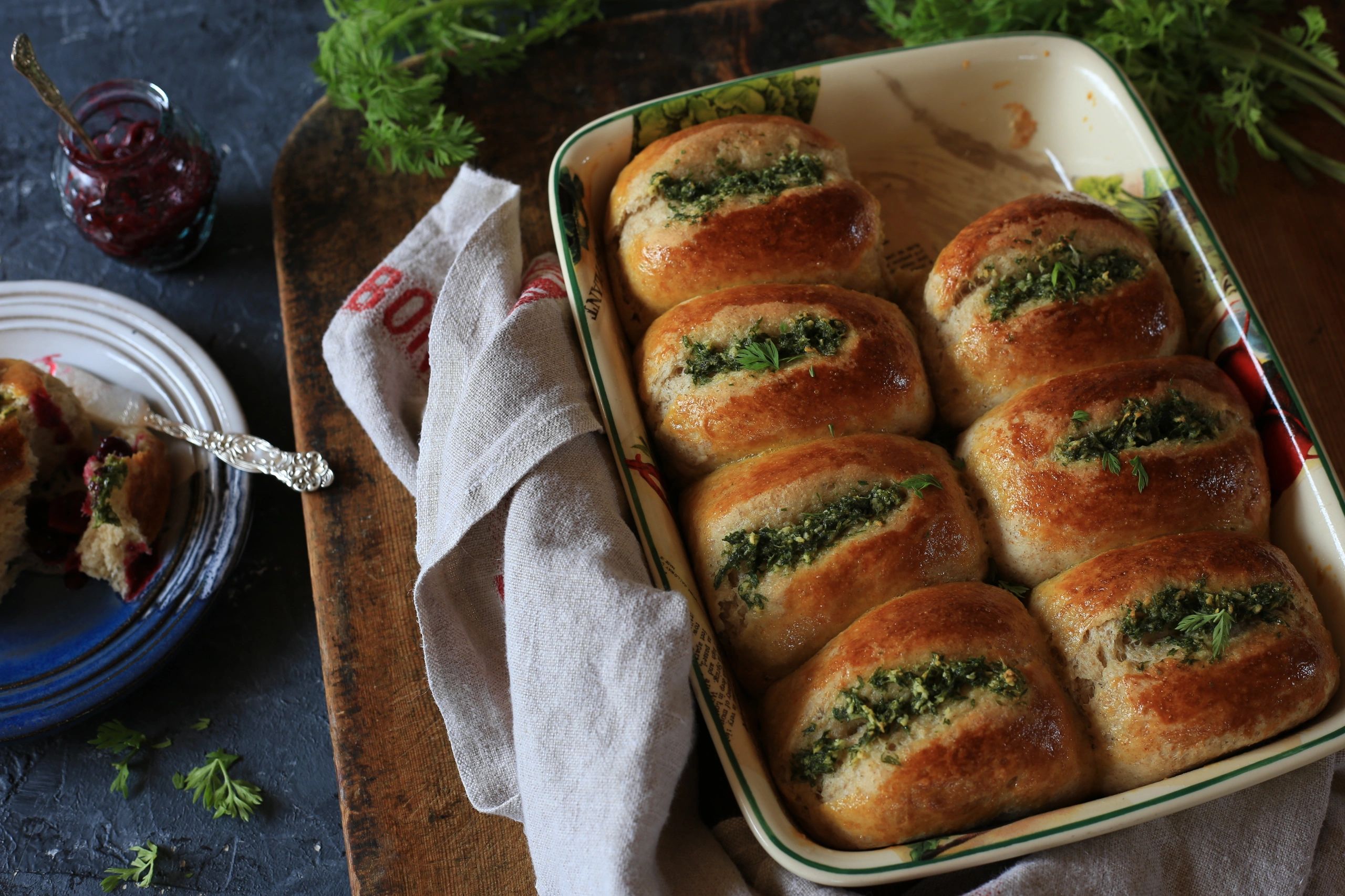 UBER SOFT GARLIC BUTTER DINNER BUNS