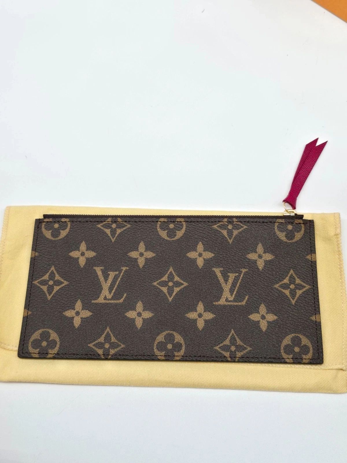 Louis Vuitton Monogram Canvas Zip Pouch Insert Brown Pink Leather Pull — photo 3