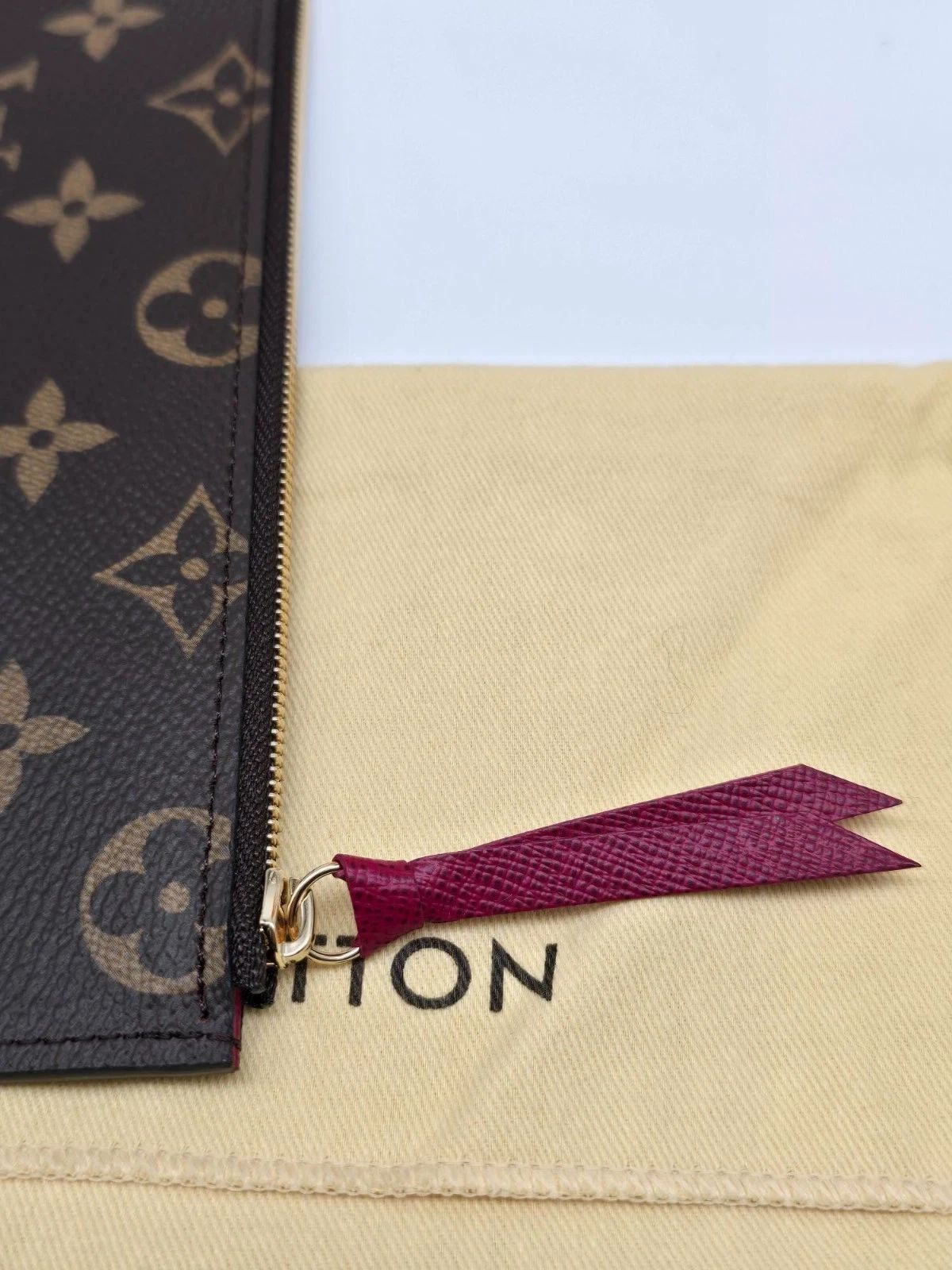 Louis Vuitton Monogram Canvas Zip Pouch Insert Brown Pink Leather Pull — photo 6