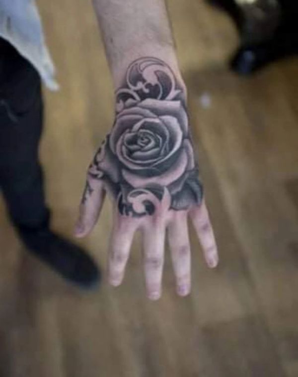 Hand rose