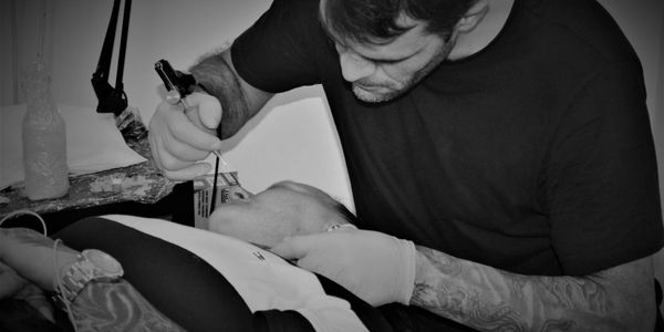 Our tattooist at work