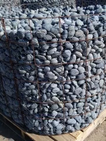 MEXICAN BEACH PEBBLES- BLACK
1-4 inch