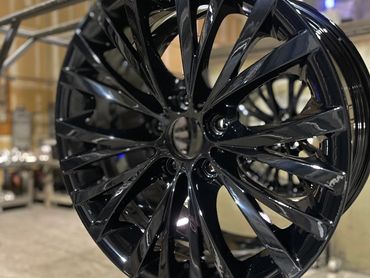 BMW Z4 Wheels in Gloss Black